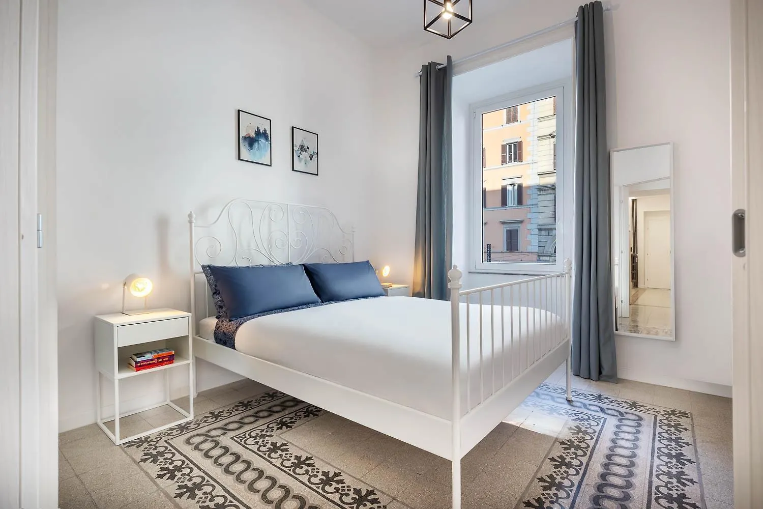 Apartment Next Colosseo Rome Italy